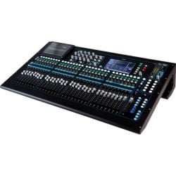 Allen & Heath Qu-32 38-In/28-Out Digital Mixing Console