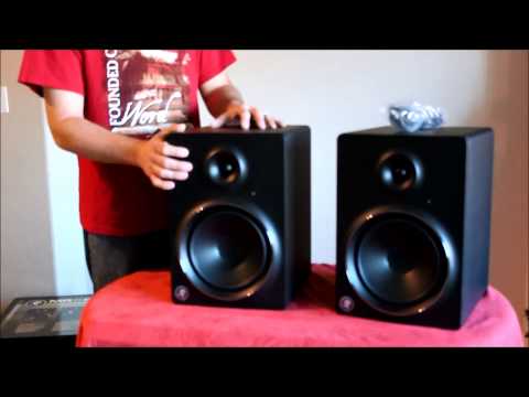Mackie MR8 MK2 Studio Monitor UnBoxing / Review