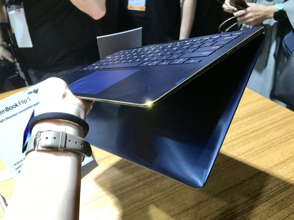 لابتوب ZenBook Flip S