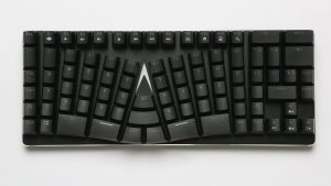 تصميم لوحة مفاتيح X-Bows الجديدة هذه هو الأغرب والأكثر ذكاءاً في آن معاً!