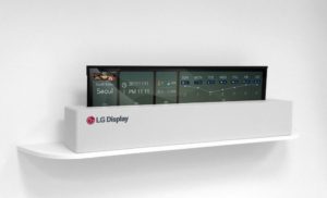 LG تُطلِق أول تلفاز قابل للطي بتقنية OLED