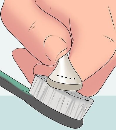 طريقة تنظيف السماعة داخل الأذن بشكلٍ آمن وسليم ودون إتلافها - فرشاة الأسنان