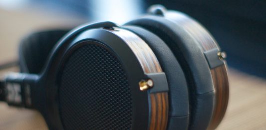 HIFIMAN HE-560 Planar Magnetic Headphones Review