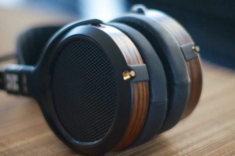 HIFIMAN HE-560 Planar Magnetic Headphones Review