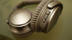 Bose QuietComfort 35 Q35 Wireless Noise Cancelling Headphone Review