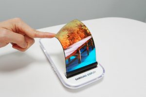 Samsung stretchable AMOLED