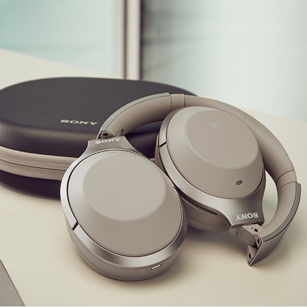 Google Assistant headphones -Sony WH-1000XM2