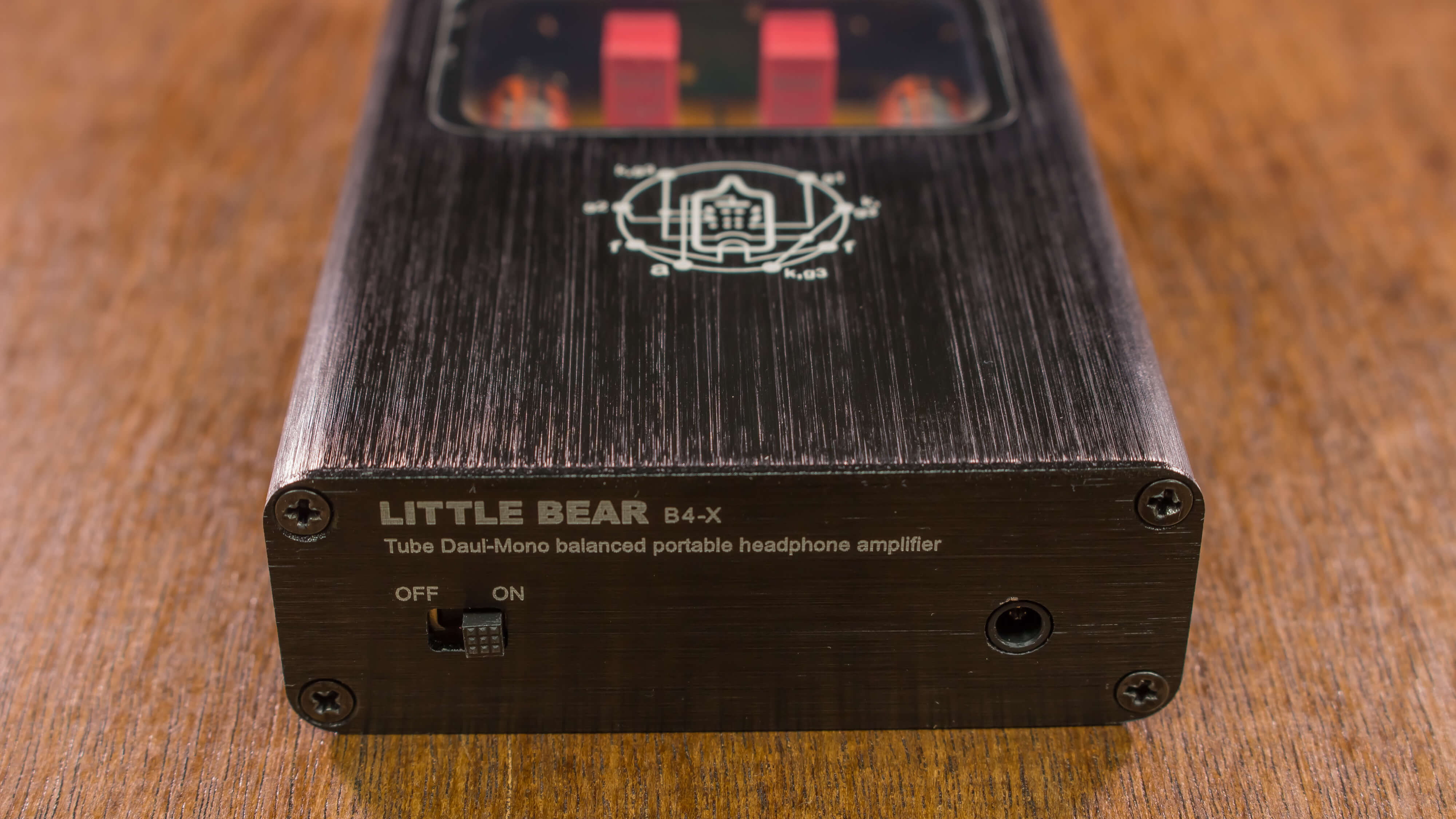 Little Bear B4-X Portable Dual-Mono Vacuum Tube Headphone Amplifier Balanced Amp 